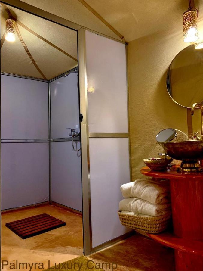 Palmyra Luxury Camp Hotel Merzouga Bagian luar foto
